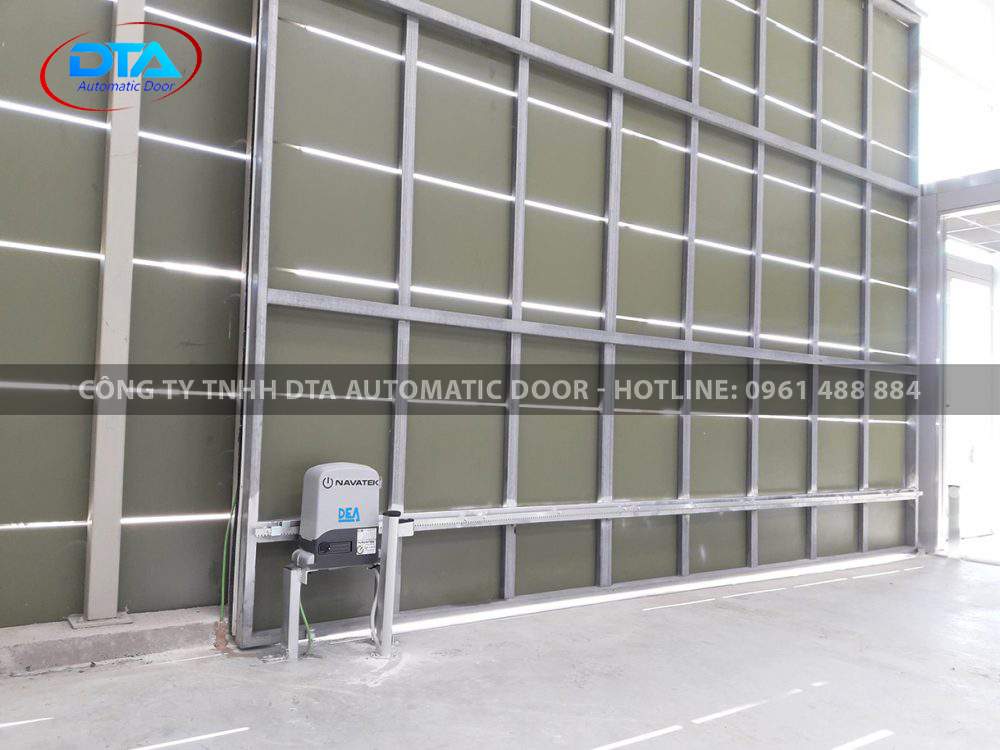 cong tu dong gia re 46