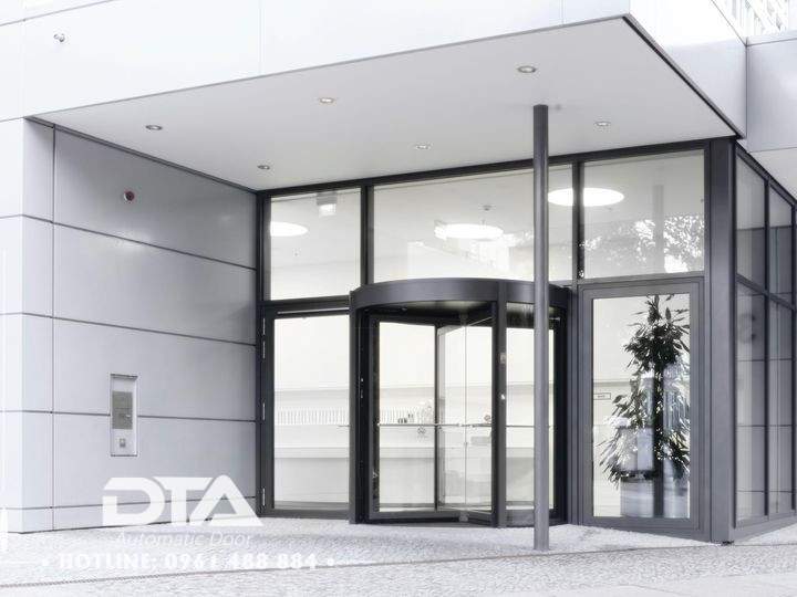 cua tu dong sang trong 112